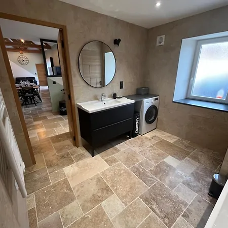 L Etre Aux Rues Holiday home Chailloue