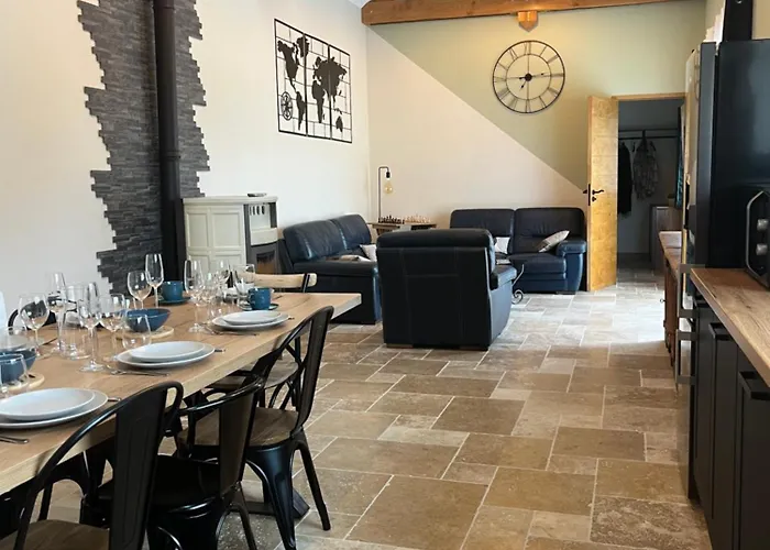 2 De L Etre Aux Rues Holiday home